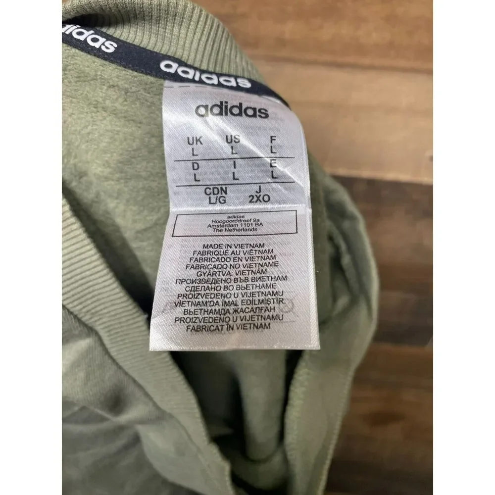 Adidas Men's Pullover Sweatshirt Size Large‎